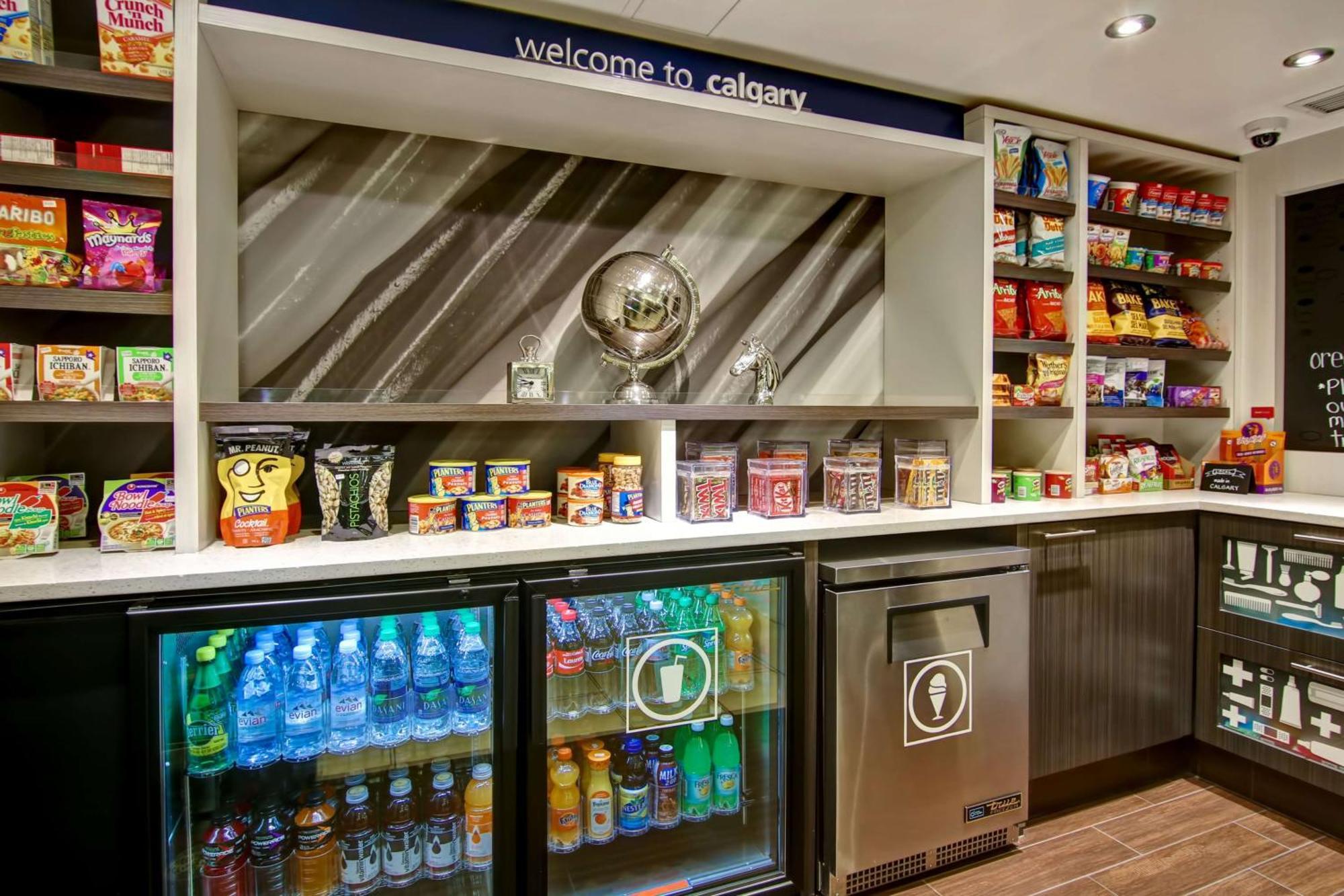 Hampton Inn & Suites By Hilton Calgary-Airport Экстерьер фото